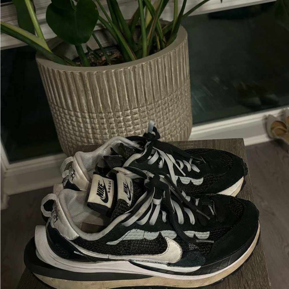 Nike Black and White Sneakers